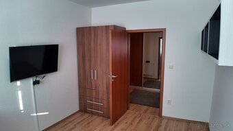 3izb byt so zariadením + vlastným parkovaním vo Vydranoch - 9