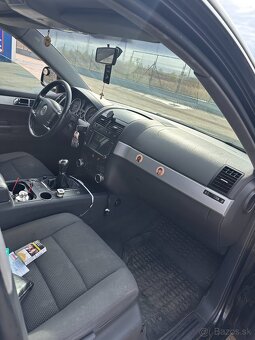 iba za 2700 eur Touareg 3.0 TDI – 2006 – manuál 6-st - 9