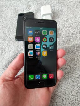 Apple iphone SE 2020 64GB Black - 9