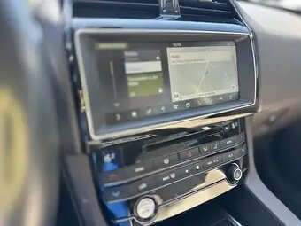 Jaguar F-Pace 25d AWD - 9