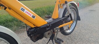 Babeta 207 žltá, pôvodná farba pôvodný stav rok 1983 - 9
