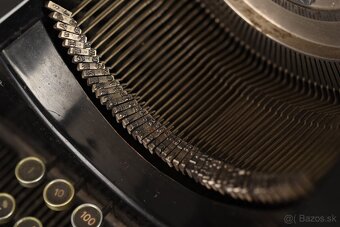 písací stroj Triumph Standard-12 - 9