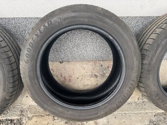 Letné Pneumatiky Goodyear 215/55r17 - 9