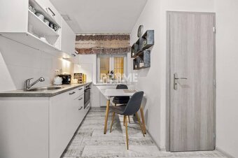 ŠTÝLOVÝ 2i byt, REKONŠTRUKCIA, CENTRUM, 29. Augusta, Staré M - 9