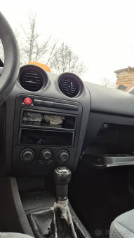 Seat Ibiza 1,4i 55kw - 9