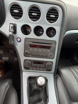 Alfa Romeo 2.2 - 9