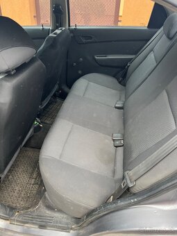 Chevrolet AVEO - 9