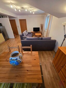 Apartmán, Nová Lesná, 46m2 + balkón, park. miesto, zariadený - 9