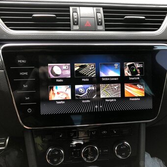 Škoda Superb Combi 4x4 Sportline 140 kW(190k), top stav - 9