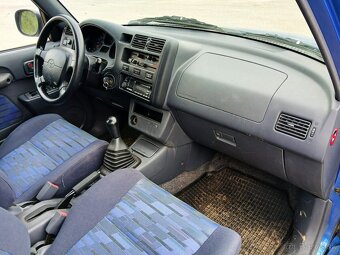 Toyota RAV4 2.0i 5D 2AB A/C 4x4 - 9