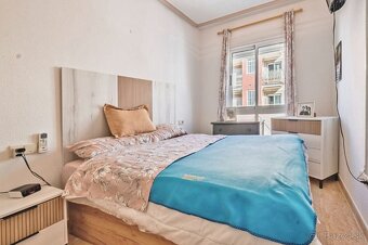 Ke koupi zařízený apartmán 3+kk o výměře 61 m² TORREVIEJA - 9