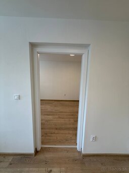 na predaj krásny 3 izbový byt Handlová - 9