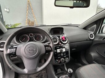 Opel Corsa D 1.2 - 9