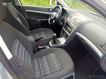 ŠKODA OCTAVIA COMBI II 2.0 TDI CR XENON MODEL 2013 - 9