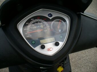 Kymco Agility 125 - 9