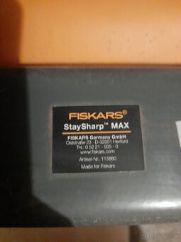 Vretenovka FISKARS STAY SHARP MAX - 9