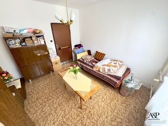 NA PREDAJ 2 IZB. BYT S LOGGIOU, 64M2, SOTINSKÁ UL., SENICA - 9
