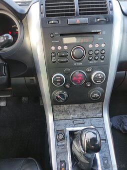 SUZUKI GRAND VITARA 2.0 Ddis 2010,SR AUTO - 9