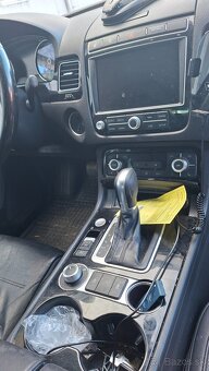 Vw Touareg 3.0tdi 140tis km prvy majitel - 9