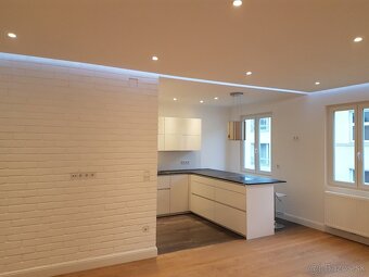 Prerábky bytov, budov, novostavby - 9