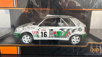 ŠKODA 130L/130LR/Felicia 1:18 IXO - 9