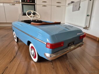 Šlapacie autíčko moskvič - 9