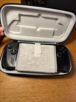 Asus ROG Ally X Z1 extreme 1TB + obaly + záruka + Dock - 9