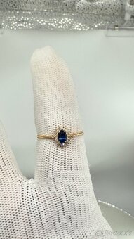Elegantný prsteň z 18K zlata s 0,35 ct prírodným zafírov - 9