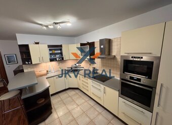 Na predaj 2 izbový byt v Ružinove Na Križovatkách - 9