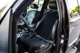 Nissan Pathfinder 3.0 V6 LE A/T - 9