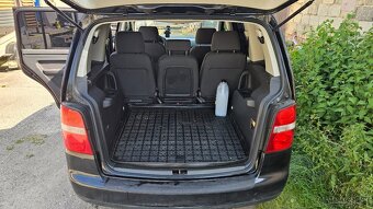 Volkswagen Touran - 9