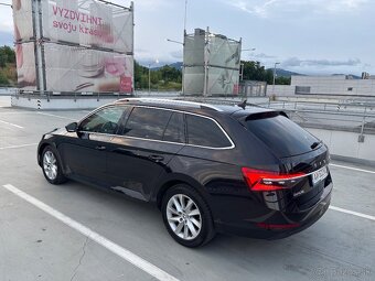 Škoda Superb Combi 2.0 TDI SCR Style DSG - 9