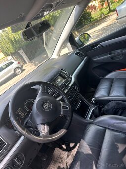 VW Sharan - 9