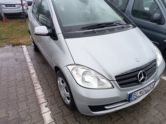 Predám pekný Mercedes Benz 160 i automat rok 2011 - 9