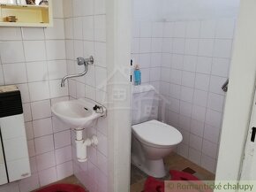 Dvojgeneračný 7 izbový rodinný dom v Trstíne na predaj - 9