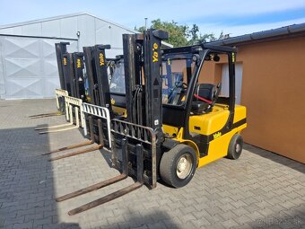 Vysokozdvižný vozík Yale GDP35VX - 9