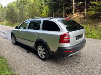 Škoda Octavia Scout 4x4 2.0 TDI 103kW Facelift - 9