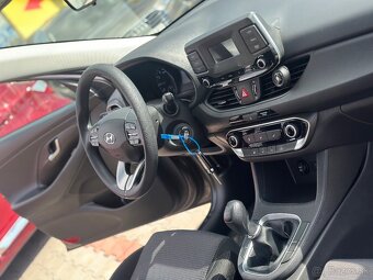 HYUNDAI I30 ,SW , Kupovane na SR , TOP STAV - 9