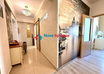 Pripravený na predaj zariadený 3 izb. byt s balkónom - dreve - 9