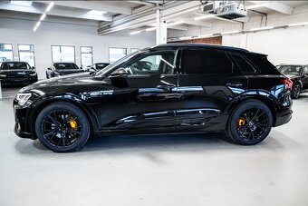 Audi E-tron - 9