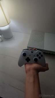 Xbox One S - 9
