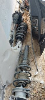 Náhradné Diely BMW e90 - 9