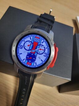 PORSCHE DESIGN LIMITED inteligentné hodinky - 9