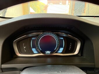 Volvo V60 2.0 D3 2014 - 9