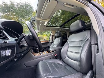 Volkswagen Touareg 3,0 180kw - 9