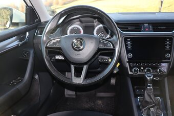 ŠKODA OCTAVIA 3 1.5 TSI 110KW LIFTBACK - 9