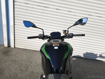 Kawasaki Z900 SE - 9