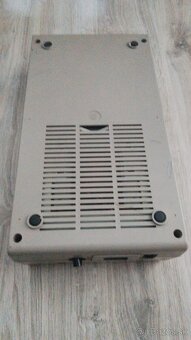 Prodám disketovou mechaniku pro počítač Commodore C64 Floppy - 9