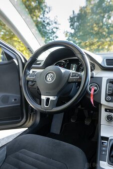 VW Passat 2.0 TDI - 9