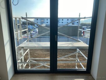 Ponúkam pojazdné lešenie na prenájom - 9